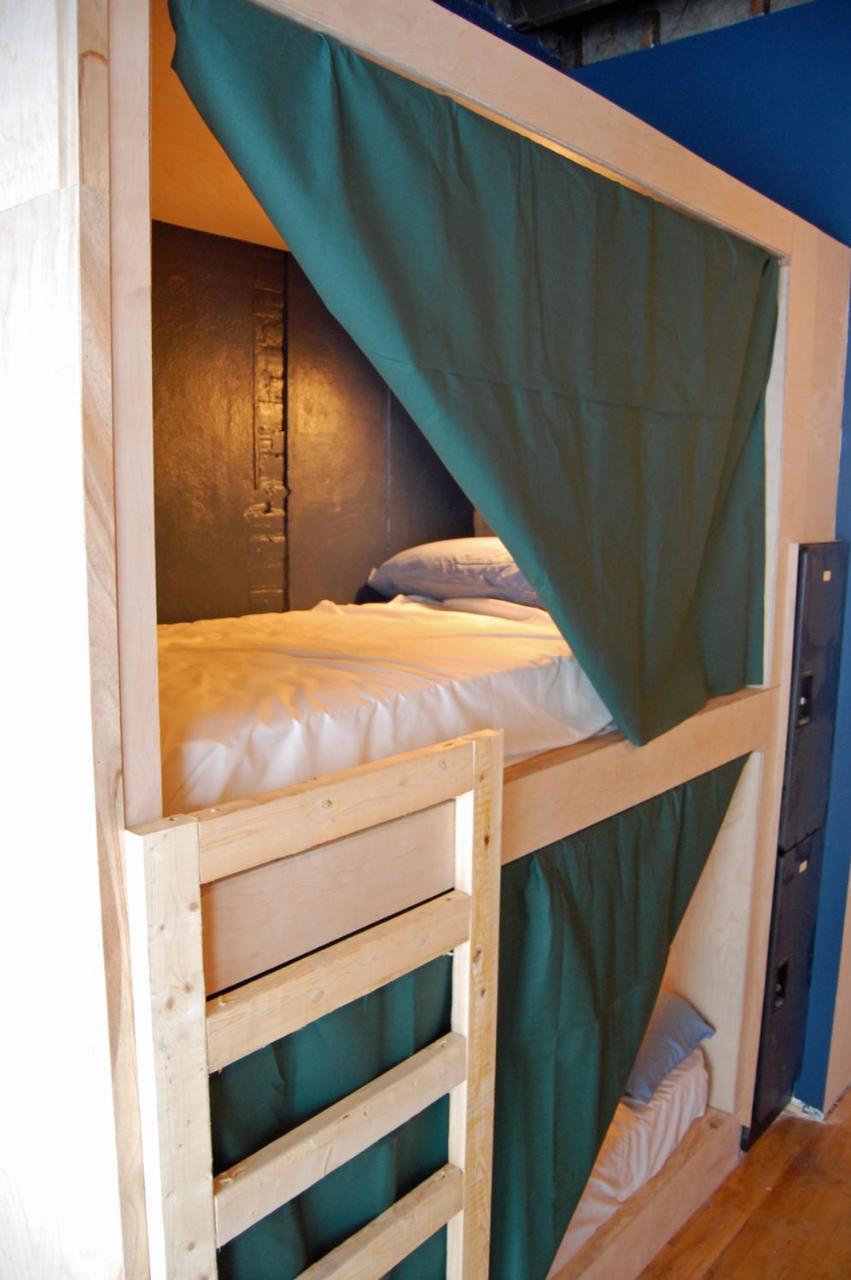 Hostel Du Nord 杜鲁斯 外观 照片
